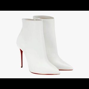 Christian Louboutin White So Kate booty - made in Italy, calf leather. Genuine.